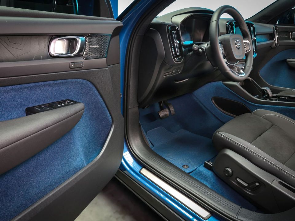 Volvo C40 entra em pré-venda no Brasil